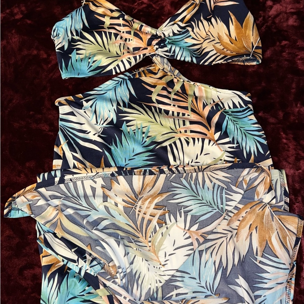 Tropical Leaf Print Women's Top